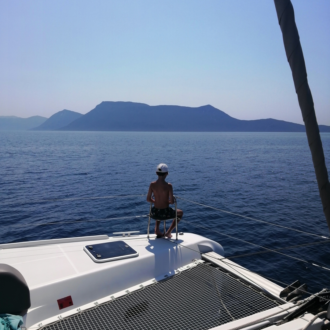 Cruising between the islandson Catamaran JOY.